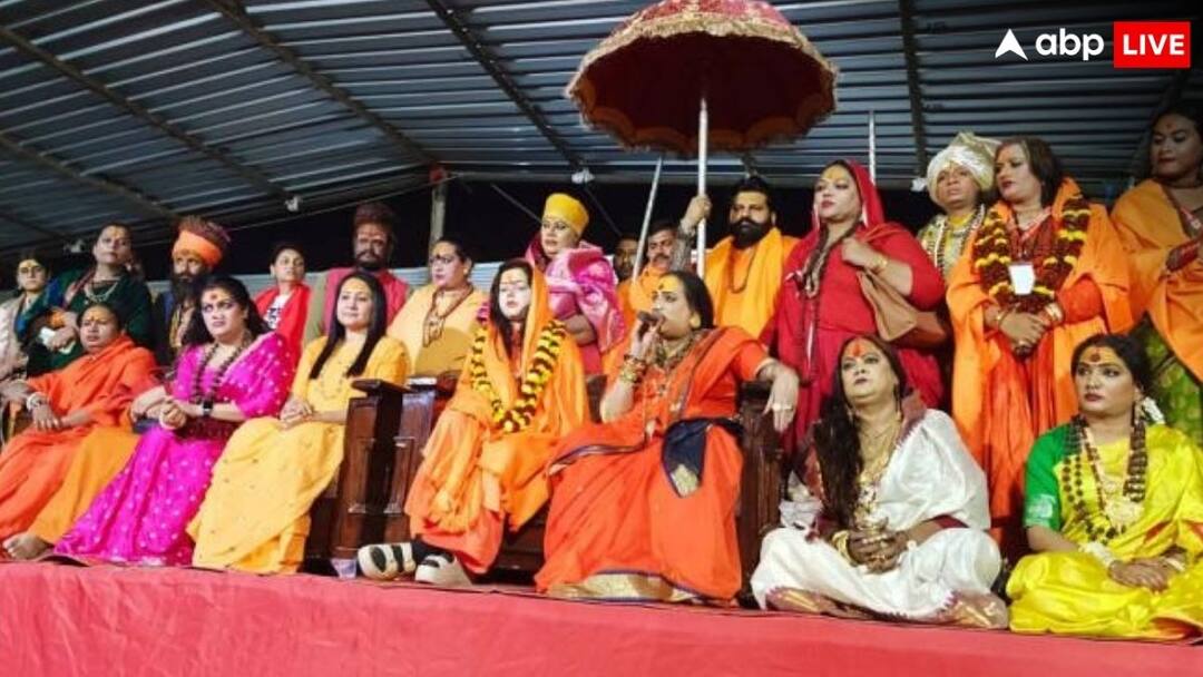 Ajay das allegation on Kinnar akhada mahamandaleshwar laxmi narayan Tripathi over Mamta Kulkarni ANN Mahakumbh: ममता कुलकर्णी के महामंडलेश्वर बनने पर नहीं थम रहा विवाद, अब अजय दास ने किन्नर अखाड़े पर ही खड़े कर दिए सवाल