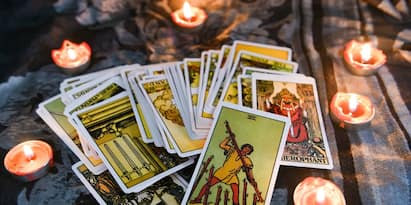 Tarot Card Reading: ટેરોટ કાર્ડ રીડિંગ મુજબ મેષથી મીન રાશિના લોકો માટે 27 જાન્યુઆરી સોમવારનો દિવસ કેવો પસાર થશે, જાણીએ 12 રાશિનું રાશિફળ