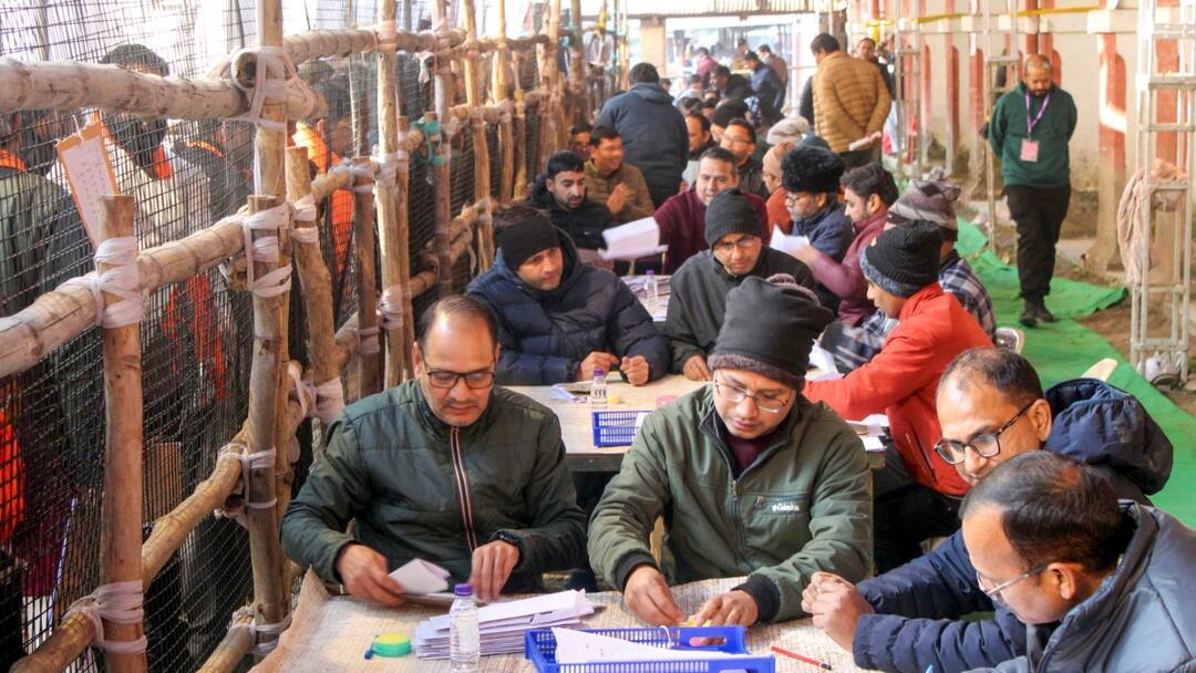 Ghatshila by-election 2025: घाटशिला उपचुनाव के रिजल्ट्स पर सबकी नजर, JMM-BJP के बीच कांटे की टक्कर Ghatshila by-election 2025 close contest between JMM-BJP In jharkhand Ghatshila by-election 2025: घाटशिला उपचुनाव के रिजल्ट्स पर सबकी नजर, JMM-BJP के बीच कांटे की टक्कर