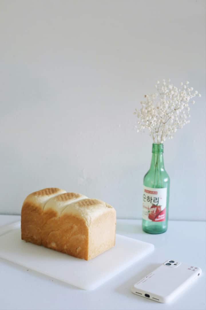 आजकाल व्हाईट ब्रेड हा आपल्या नाश्त्याचा आणि मुलांच्या टिफिनचा एक सामान्य भाग झाला आहे.