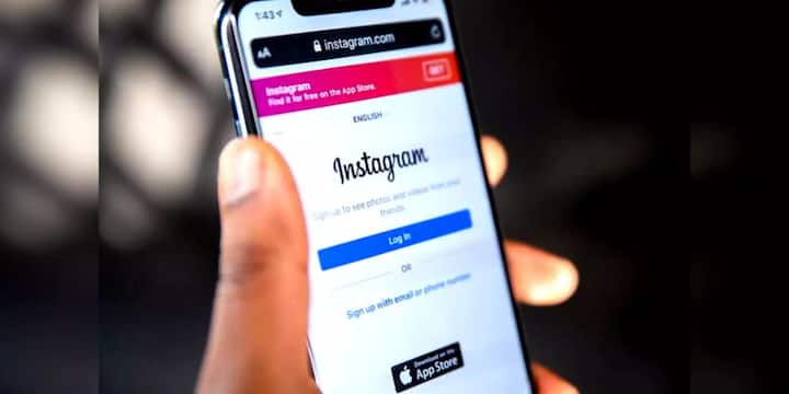 क्रिएटर्स अपने वीडियो में प्रोडक्ट्स का लिंक शेयर करते हैं और हर खरीदारी पर कमीशन प्राप्त करते हैं.