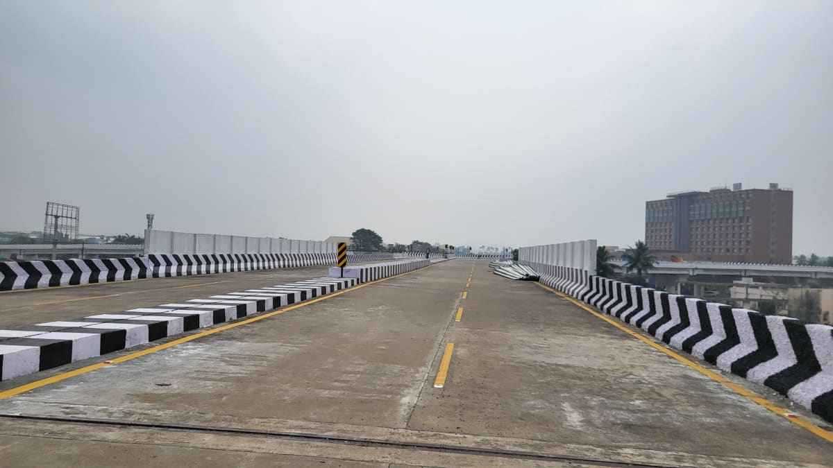 Singaperumal Koil Flyover: திறக்கப்படும் சிங்கப்பெருமாள் கோவில் பாலம்.. தீர்ந்தது 20 வருட தலைவலி.. தேதி தெரியுமா?