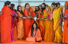 Kinnar Akhara: क्या है किन्नर अखाड़ा, जिससे जुड़ी हैं ममता कुलकर्णी?