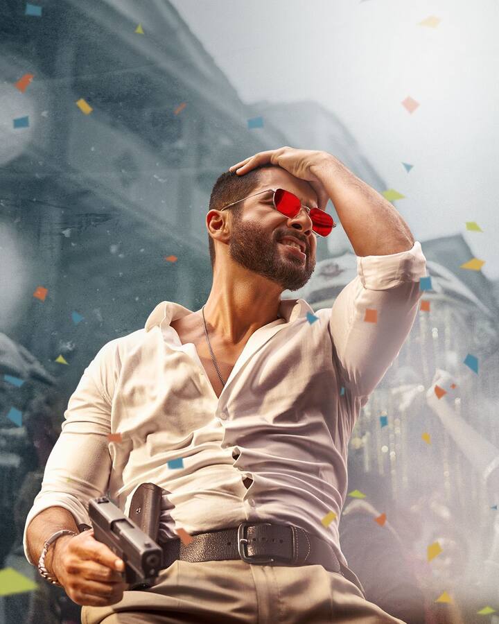 रिपोर्ट के अनुसार ‘देवा’ में शाहिद कपूर और पूजा हेगड़े का एक लिपलॉक सीन है. जिसे सेंसर बोर्ड ने 6 सेकेंड कम कर दिया है.