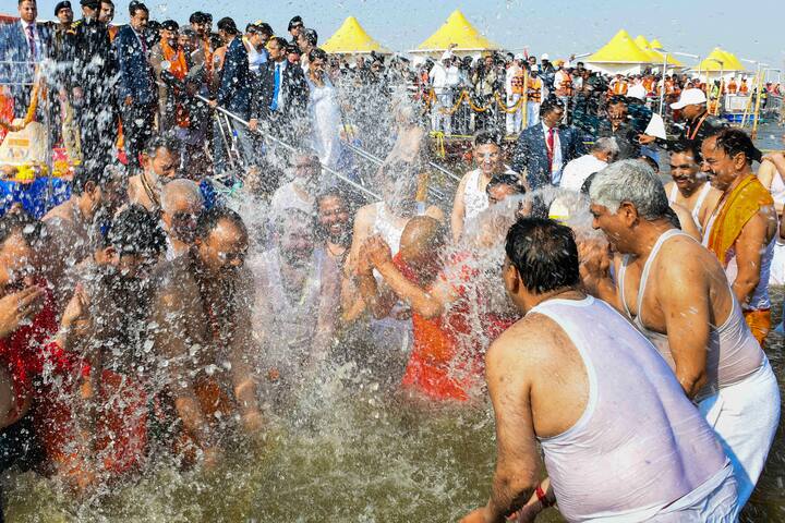 এরপরের শাহি স্নানের জন্য ভাল দিন হল সরস্বতী পুজো বা বসন্ত পঞ্চমী। আগামী সোমবার অর্থাৎ ৩ ফেব্রুয়ারি আবার রয়েছে রাজকীয় স্নান বা শাহি স্নানের দিন।