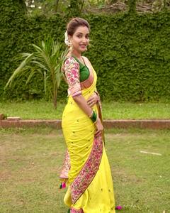 'आई कुठे काय करते' फेम अभिनेत्री रुपाली भोसलेचा देखणा अंदाज; पाहा पैठणीतले फोटो!