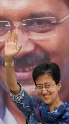 दिल्ली में पानी पर राजनीती इसी ने मांगी हाई कोर्ट से रिपोर्ट | ABP SHORTS