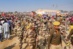 मौनी अमावस्या के स्नान से कुछ घंटे पहले सामने आईं ये तस्वीरें आपको कर देंगी अचंभित, आप भी देखें