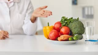 What To Eat And Avoid To Manage Endometriosis: A Dietary Guide