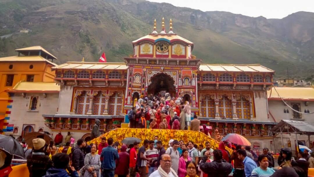 Char Dham Yatra start on 30th April and Badrinath Dham doors opining date decided on 2nd February 2 फरवरी को तय होगी बदरीनाथ धाम के कपाट खुलने की तारीख, 30 अप्रैल से शुरू होगी चार धाम यात्रा