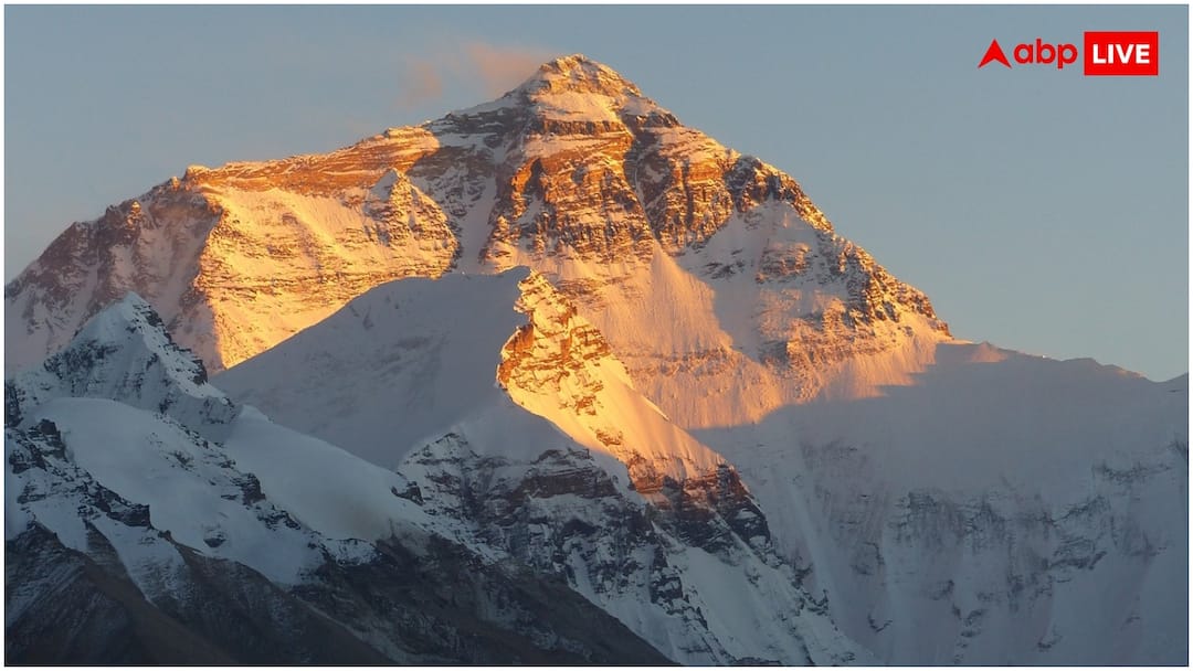 kailash mansarovar yatra news why no one able to climb Mount Kailash whereas height of kailash Parvat less than Mount Everest Kailash Mansarovar Yatra: माउंट एवरेस्ट से 2000 मीटर कम है ऊंचाई, फिर भी कोई क्यों नहीं चढ़ सका कैलाश पर; क्या है साइंस