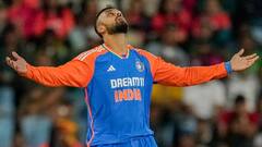 Photos: वरुण चक्रवर्ती ने इंग्लैंड के खिलाफ बरपाया कहर, 5 विकेट लेकर तोड़े कई रिकॉर्ड