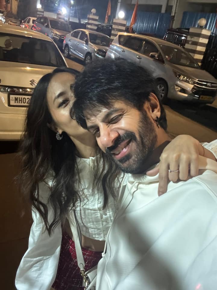 One particular image caught everyone’s attention—Chum seemingly kissing Karan’s head, adding more fuel to the ongoing speculation.