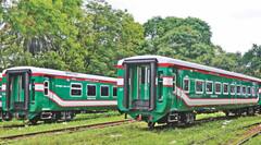 मोहम्मद यूनुस से नहीं संभल रहा बांग्लादेश, अब 'बंद हुई' रेल सेवाएं! लाखों यात्री परेशान, रेलवे कर्मचारियों की हड़ताल