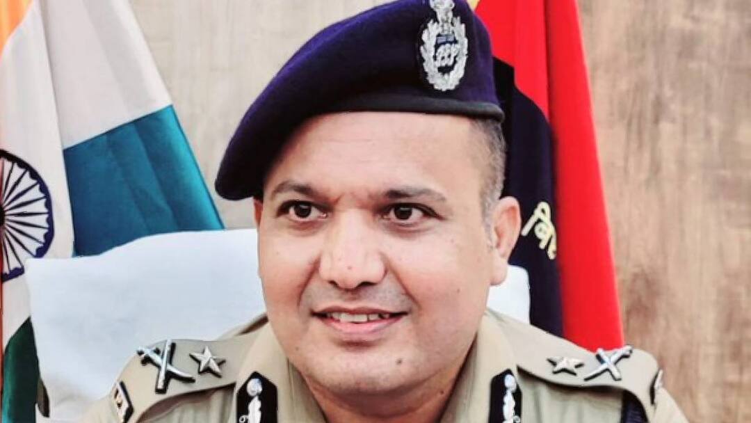 'जल्द आपके बीच आ रहा हूं...', शिवदीप लांडे की इस पोस्ट ने मचाई हलचल, नए रूप का लोगों को बेसब्री से इंतजार Bihar government accepted resignation Of Former IPS officer Shivdeep Lande did post ann 'जल्द आपके बीच आ रहा हूं...', शिवदीप लांडे की इस पोस्ट ने मचाई हलचल, नए रूप का लोगों को बेसब्री से इंतजार