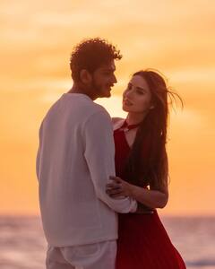 मुनव्वर फारूकी पर दूसरी बीवी ने बर्थडे पर लुटाया था प्यार, सौतेली बेटी संग सेलिब्रेट किया था खास डे