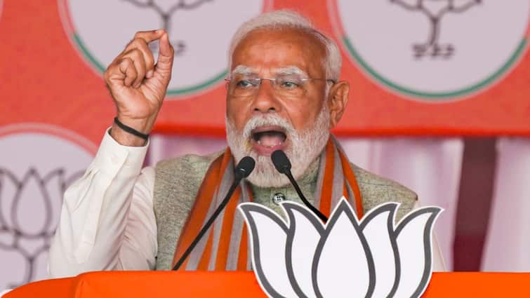 'Can Haryana Poison Water Modi Drinks?': PM Slams Kejriwal Over 'Poisoning' Yamuna Claim, Says 'AAP-da Rattled'