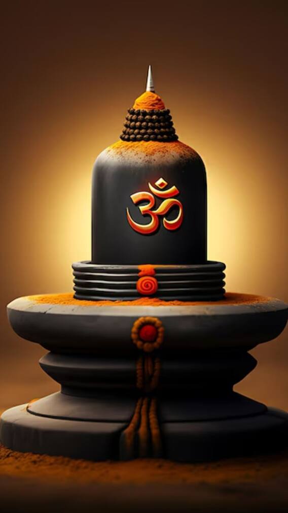 शिवलिंग पर काला या सफेद कौन सा तिल चढ़ाना चाहिए?