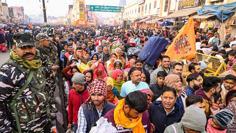 Ayodhya Ram Mandir IG Range Praveen Kumar told about security arrangements Ayodhya Ram Mandir: मौनी अमावस्या पर रामलला के दर्शनों के लिए उमड़ी भीड़, आईजी रेंज ने खुद संभाली कमान