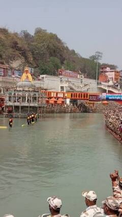 महाकुंभ के हादसे पर पीएम मोदी ने जताया दुख | ABP SHORTS