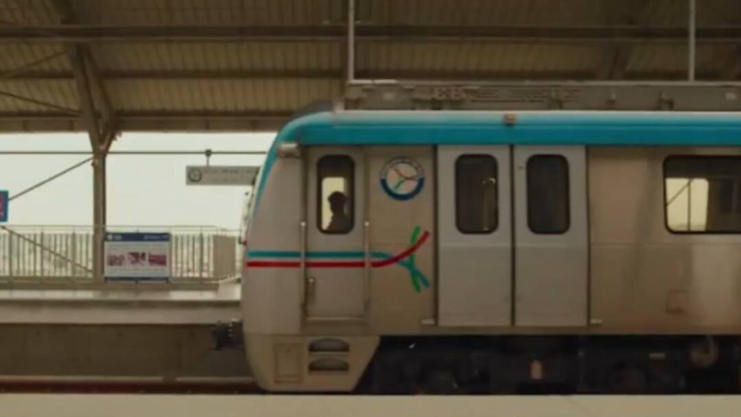 Hyderabad Metro Technical Glitch Disrupts Services Commuters Face Delays Technical Glitch Disrupts Hyderabad Metro Services, Commuters Face Delays