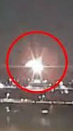 अमेरिका के रीगन एयरपोर्ट पर लैंडिंग के वक्त हादसा | ABP SHORTS