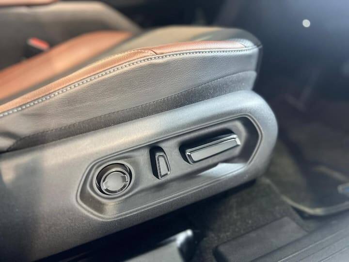 મારુતિ ઇ વિટારા બે બેટરી પેક સાથે આવશે. આ કારમાં એક 49 kWh અને બીજી 61 kWh બેટરી પેક હશે. મારુતિની આ EV મોટા બેટરી પેક સાથે 500 કિમીની રેન્જ આપવાનો દાવો કરે છે.