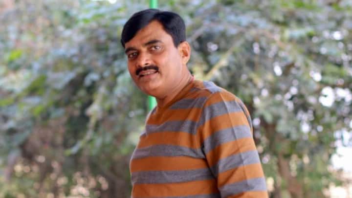 এরপরেই তিনি ইউপি সিভিল সার্ভিসে যোগ দেন। ২০১০ সাল থেকে পিসিএস থেকে আইএএসে পদোন্নতি হয় তার।