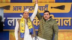 दिल्ली चुनाव से पहले कांग्रेस को बड़ा झटका, SP भारद्वाज आम आदमी पार्टी में शामिल