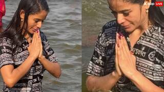 'सब पाप धुल गए मेरे', महाकुंभ में डुबकी लगाने के बाद बोलीं Poonam Pandey, भगदड़ के बाद कही ये बड़ी बात