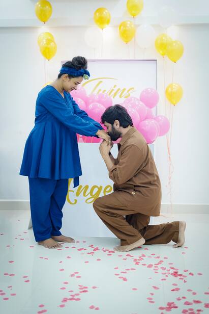 Snehan Blessed Twin Babies: 4 வருட காத்திருப்புக்கு கிடைத்தை இரட்டிப்பு மகிழ்ச்சி; ட்வின்ஸ் குழந்தைகளை பெற்றெடுத்த சினேகன் - கன்னிகா ஜோடி!