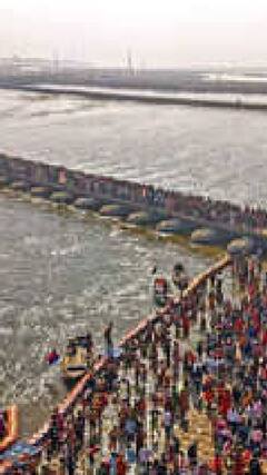 महाकुंभ क्षेत्र के घाटों पर पावन डुबकी लगाने के लिए श्रदालुओं का आगमन जारी | ABP SHORTS