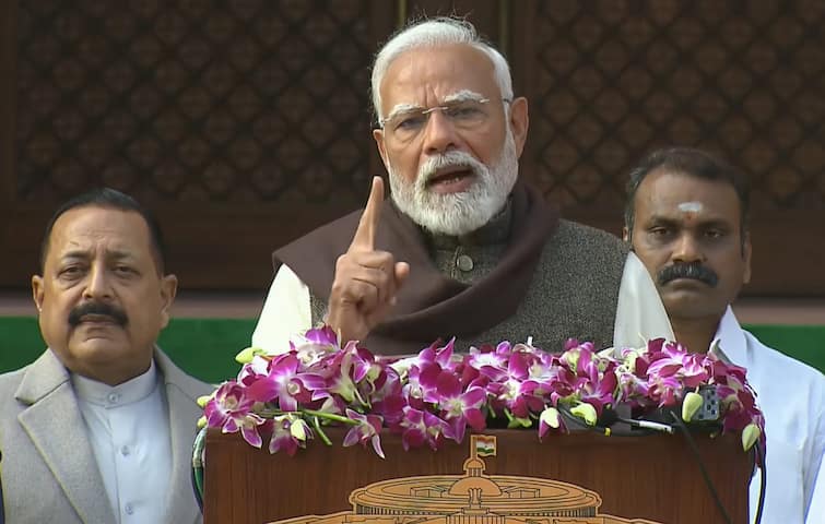Budget 2025: 'देवी लक्ष्मी गरीबों और मध्यम वर्ग पर अपनी कृपा बरसाएं', ये कहकर पीएम मोदी ने बजट से पहले दे दिए बड़े संकेत