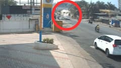 Accident News: पिंपरीत पिकअप चालकानं वाहनांना उडवलं; अपघाताचा थरार सीसीटीव्हीत कैद