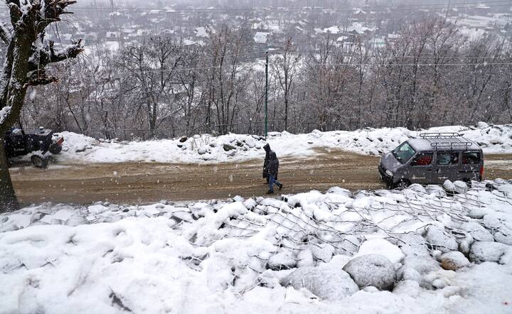इस बीच, गुरेज घाटी में सामान्य गतिविधियां भी प्रभावित हो रही हैं और स्थानीय निवासियों को असुविधाओं का सामना करना पड़ रहा है.(फाइल फोटो)