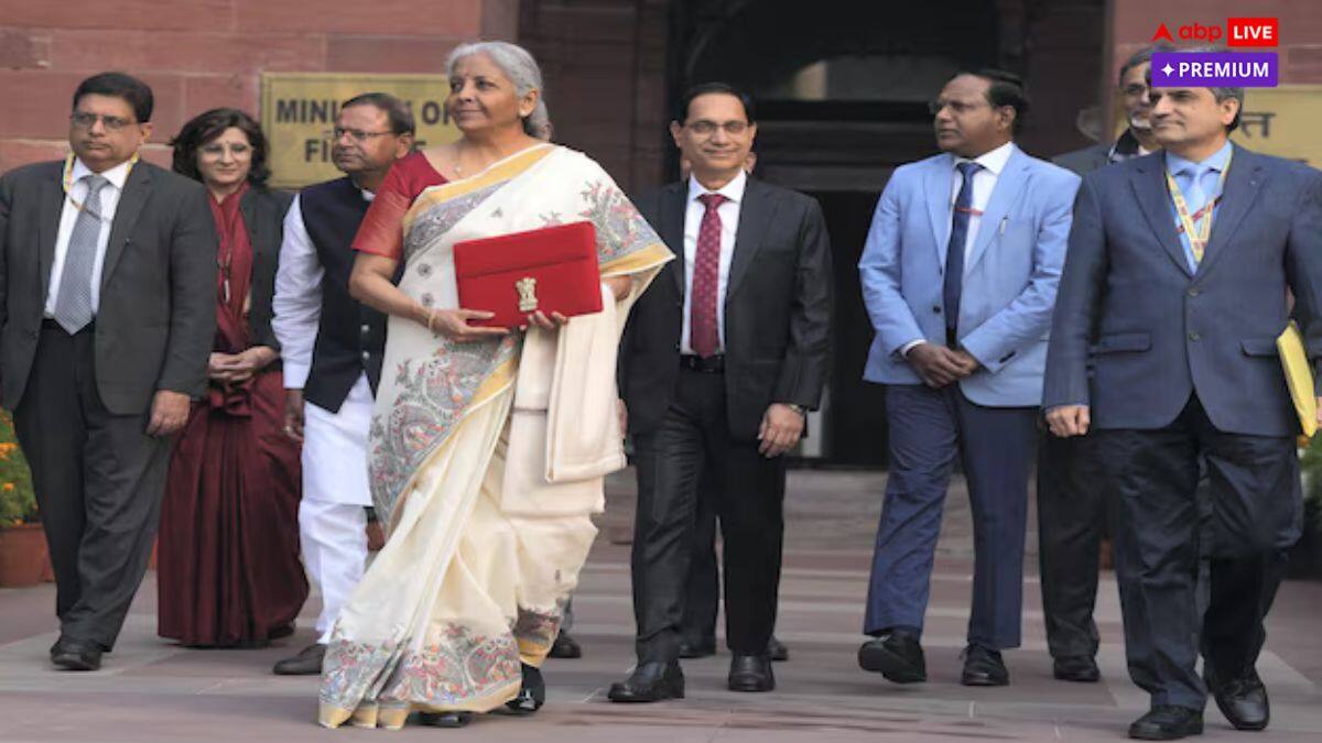 2014 से लेकर अब तक मोदी सरकार ने किस तरह लगाया इनकम पर टैक्स और कब दी छूट