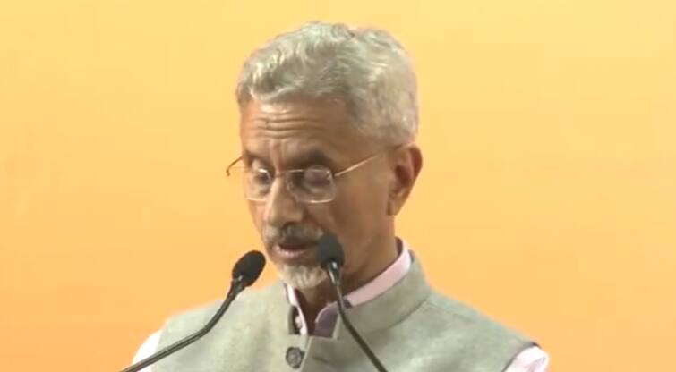 Jaishankar to Give Explanation in Parliment Regarding the Deportation of Indians with HandCuf Jaishankar to Explain: இந்தியர்களுக்கு கைவிலங்கு.. மாநிலங்களவையில் விளக்கமளிக்கும் ஜெய்சங்கர்...