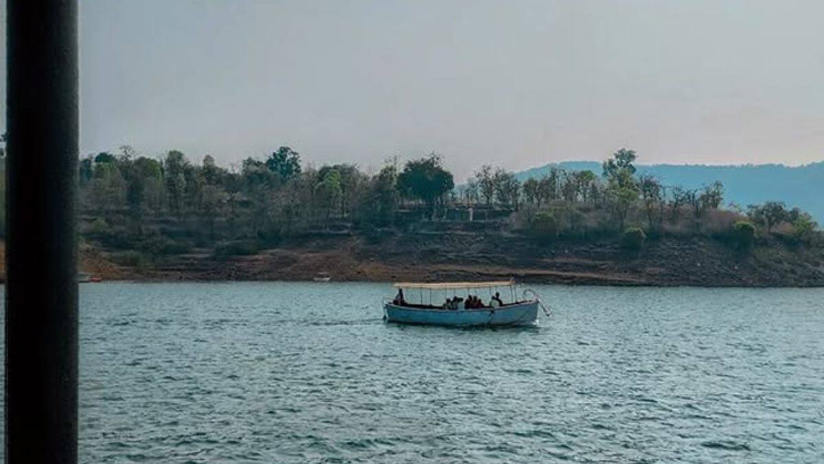 February Travel: महाराष्ट्रातील 'असं' मनमोहक ठिकाण, 'मिनी काश्मीर' म्हणतात ज्याला! फार कमी लोकांना माहीत, एकदा भेट द्या, टेन्शन विसराल!