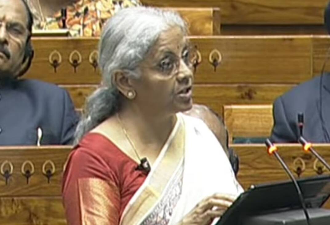 Budget presented for the year 2025-26, know that many things including electric cars will become cheaper Union Budget 2025: વર્ષ 2025-26નું બજેટ  રજૂ, જાણો  ઇલેક્ટ્રિક કાર સહિત કઇ વસ્તુઓ થશે સસ્તી