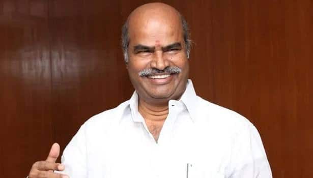 Former state president of the Tamil Nadu Congress Committee Thangabalu pressmeet tnn தாமரை தண்ணீரில் மிதக்கும் தமிழ்நாட்டில் மிதக்காது... பாஜகவை கிண்டல் செய்த தங்கபாலு