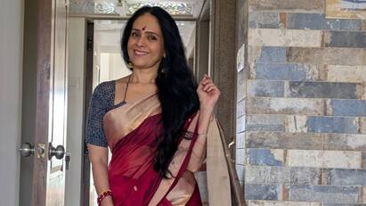 ऐश्वर्या नारकर आणि अविनाश नारकर यांचे रील्स बरेच व्हायरलही होतात.
