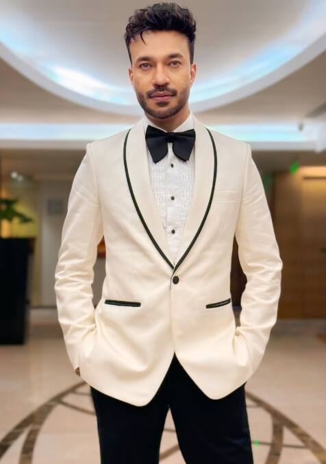 अंकिता लोखंडे के पति और बिग बॉस 17 के कंटेस्टेंट रहे विक्की जैन कोयला कारोबारी हैं और बेहद अमीर हैं. उनका मुंबई में आलीशान पेंट हाउस है जिसकी कीमत 50 करोड़ रुपये है.