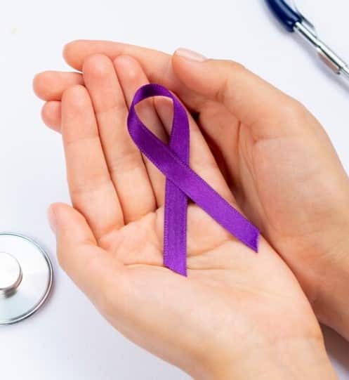 ਪ੍ਰੋਫੈਸਰ ਸਾਰਾਹ ਦਾ ਕਹਿਣਾ ਹੈ ਕਿ ਅਸੀਂ ਸਾਰੇ ਹਮੇਸ਼ਾ ਸੋਚਦੇ ਹਾਂ ਕਿ ਸਰੀਰ ਵਿੱਚ ਕੈਂਸਰ ਦੇ ਵਿਕਾਸ ਲਈ ਲਗਪਗ ਇੱਕ ਜਾਂ ਦੋ ਸਾਲ ਲੱਗਦੇ ਹਨ, ਪਰ ਅਸਲ ਵਿੱਚ ਹੁਣ ਬਹੁਤ ਸਾਰੇ ਅਧਿਐਨ ਇਸ ਗੱਲ ਦੀ ਪੁਸ਼ਟੀ ਕਰਦੇ ਹਨ ਕਿ ਕੈਂਸਰ ਦੇ ਵਿਕਾਸ ਲਈ 20 ਸਾਲ ਲੱਗ ਸਕਦੇ ਹਨ ਤੇ ਕਈ ਵਾਰ ਇਸ ਤੋਂ ਵੀ ਵੱਧ।