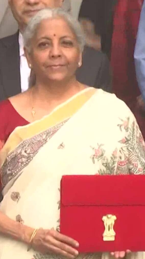 बुजुर्गों को मिली बजट 2025 में बड़ी सौगात