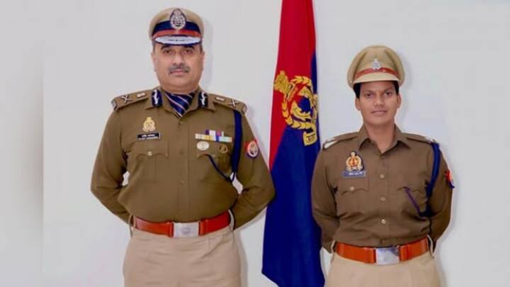 दीप्ति शर्मा भारत के लिए 5 टेस्ट मैच खेल चुकी हैं. उन्होंने इस दौरान 319 रन बनाए हैं. दीप्ति ने बॉलिंग में कमाल दिखाते हुए 20 विकेट झटके हैं.