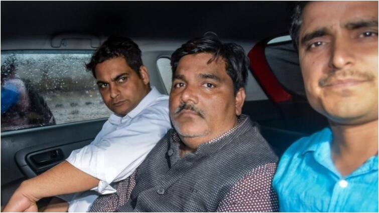 Tahir Hussain filed bail plea in Delhi High Court in Ankit Sharma murder case Delhi Riots ann अंकित शर्मा हत्याकांड मामले में जेल में बंद ताहिर हुसैन ने फिर खटखटाया दिल्ली HC का दरवाजा, की ये अपील