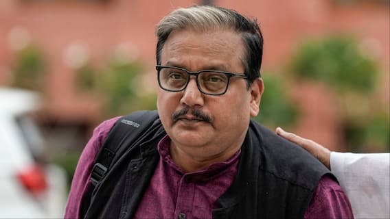 ‘ये शराब भी पुरानी, बोतल भी पुरानी और...’ बजट में मखाना बोर्ड बनाने के ऐलान पर RJD नेता मनोज कुमार झा ने घेरा ‘ये शराब भी पुरानी, बोतल भी पुरानी और...’ बजट में मखाना बोर्ड बनाने के ऐलान पर RJD नेता मनोज कुमार झा ने घेरा