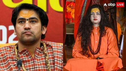 चुपचाप बैठ जाएं! धीरेंद्र शास्त्री का नाम सुनते ही भड़क गईं ममता कुलकर्णी, दे डाली नसीहत