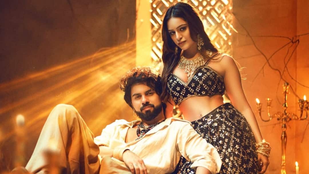 Singer-Composer Danish Alfaaz’s Latest Track 'Koi Sehri Babu 2.0' Is Taking Over The Internet Singer-Composer Danish Alfaaz’s Latest Track 'Koi Sehri Babu 2.0' Is Taking Over The Internet Singer-Composer Danish Alfaaz’s Latest Track 'Koi Sehri Babu 2.0' Is Taking Over The Internet