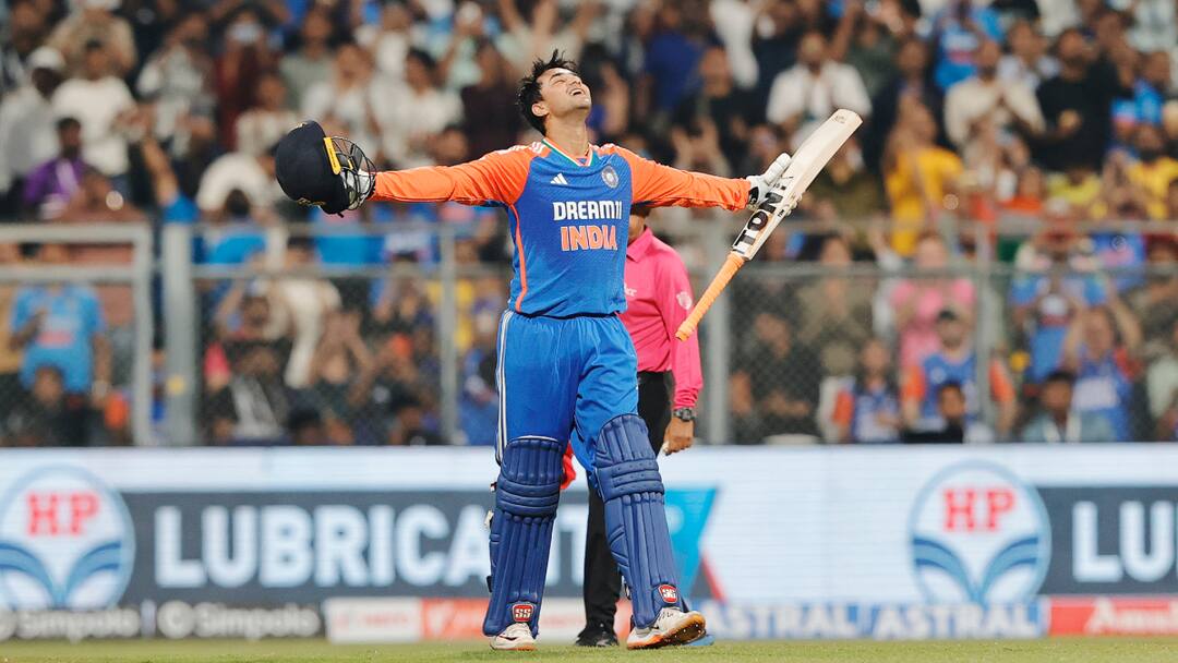 IND vs ENG: अभिषेक शर्मा ने जड़ा करियर का दूसरा शतक, भारत ने इंग्लैंड को दिया 248 रनों का लक्ष्य India Set Target of 248 Runs Against England At Wankhede Abhishek Sharma IND vs ENG Innings Report IND vs ENG Sports News IND vs ENG: अभिषेक शर्मा ने जड़ा करियर का दूसरा शतक, भारत ने इंग्लैंड को दिया 248 रनों का लक्ष्य